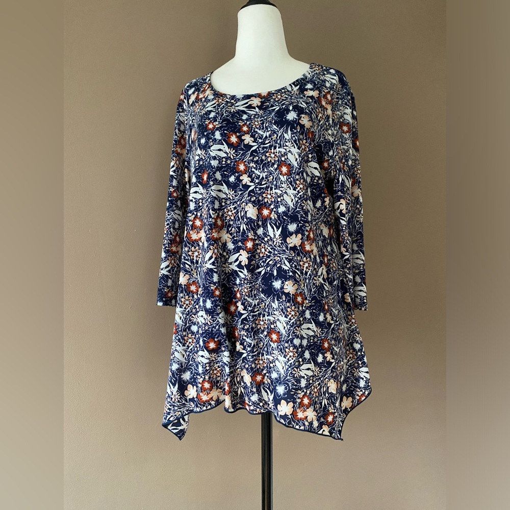 Floral top